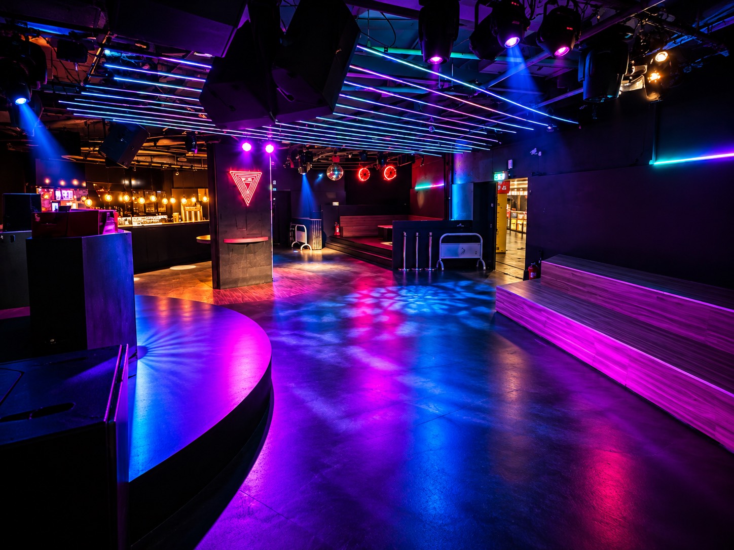 Triangle Taipei Empty Main Dance Floor and Lighting Truss